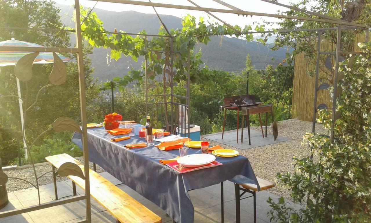 Agriturismo Nonni Devia Lucinasco Exteriör bild